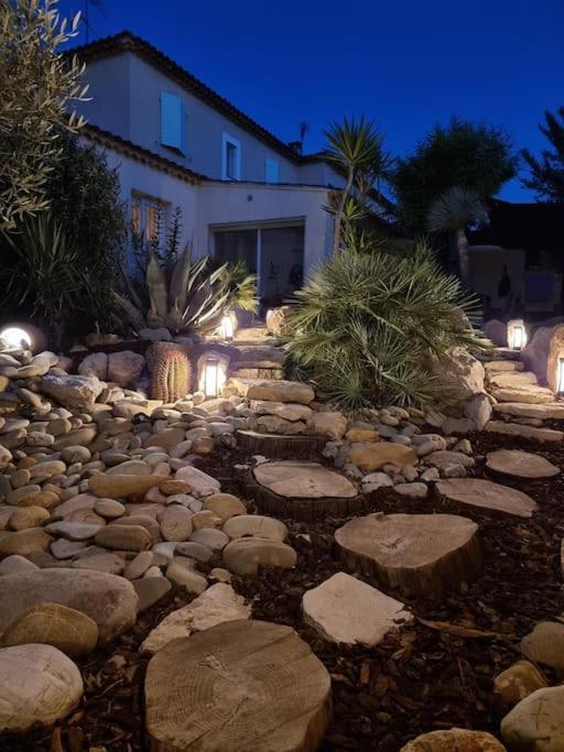 Une Oasis Au Pays De Cezanne Екс ан Прованс Екстериор снимка
